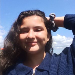 Meet your Posher, Mackayla